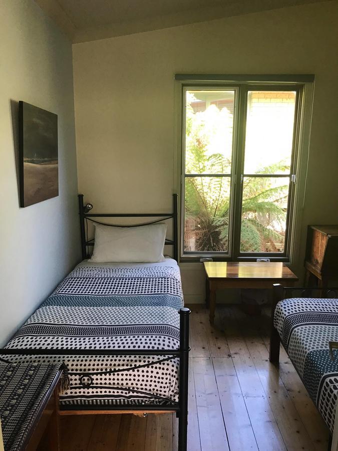 Port Campbell Guesthouse & Flash Packers Exterior photo